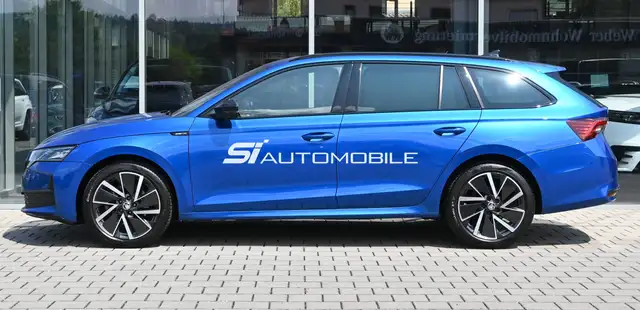 Skoda Octavia view 2