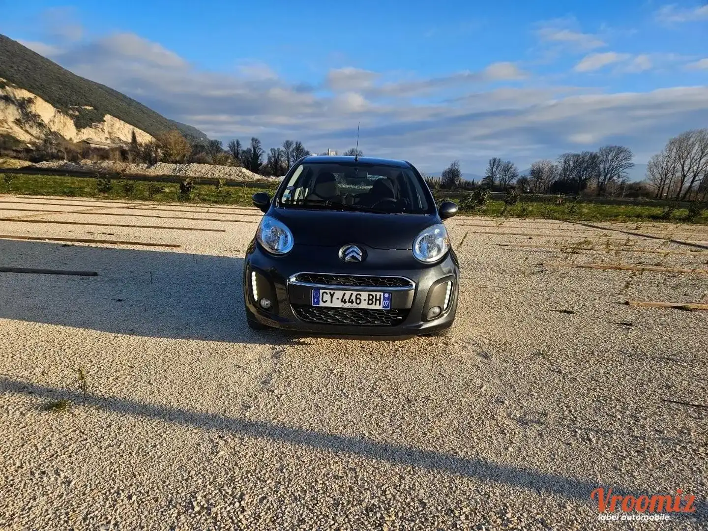 Citroen C1 1.0 70 COLLECTION Schwarz - 2