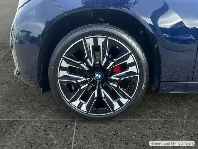 BMW X3 view 10