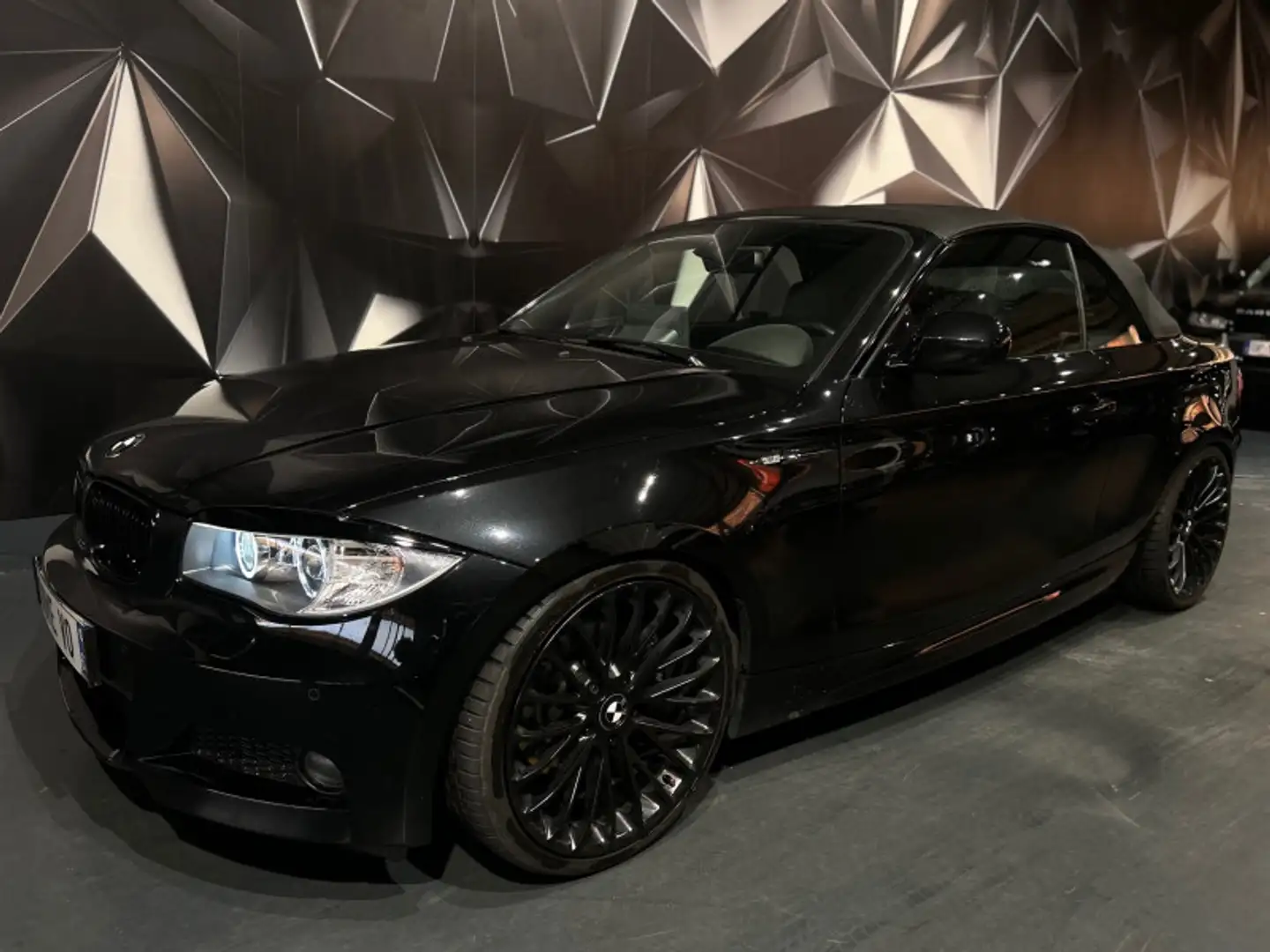 BMW 123 (E88) 123DA 204CH EXCELLIS Noir - 2