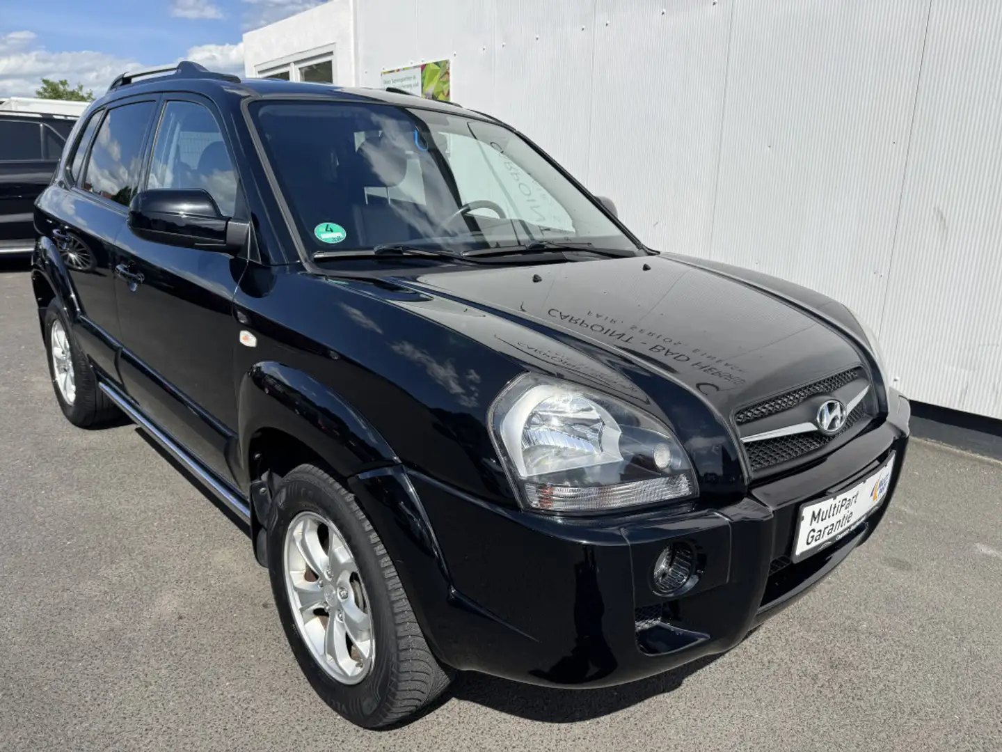 Hyundai TUCSON 2.0 GLS Edition+ | NAVI| 2.HAND| KLIMAA.| Zwart - 2