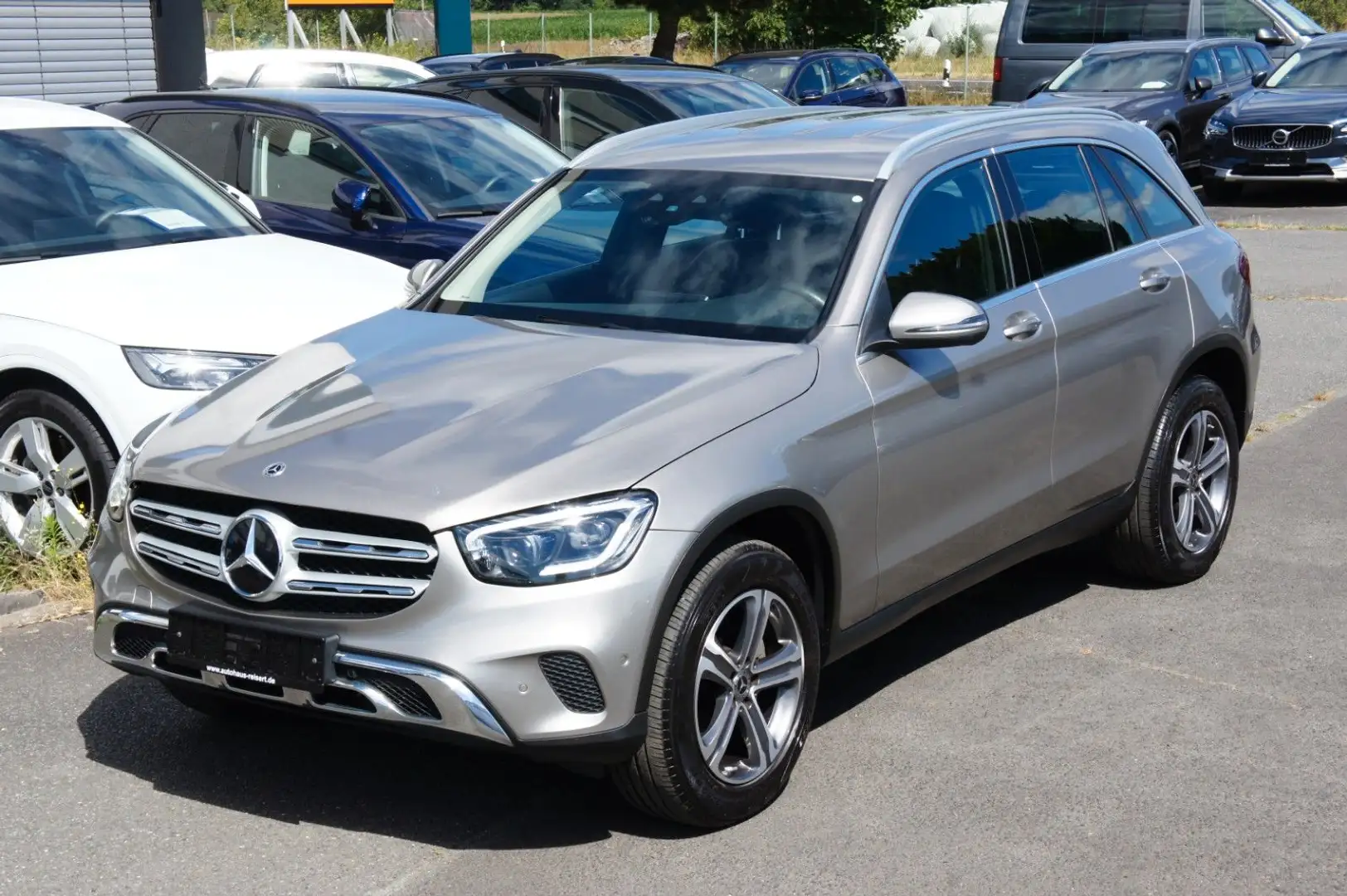 MERCEDES-BENZ Glc