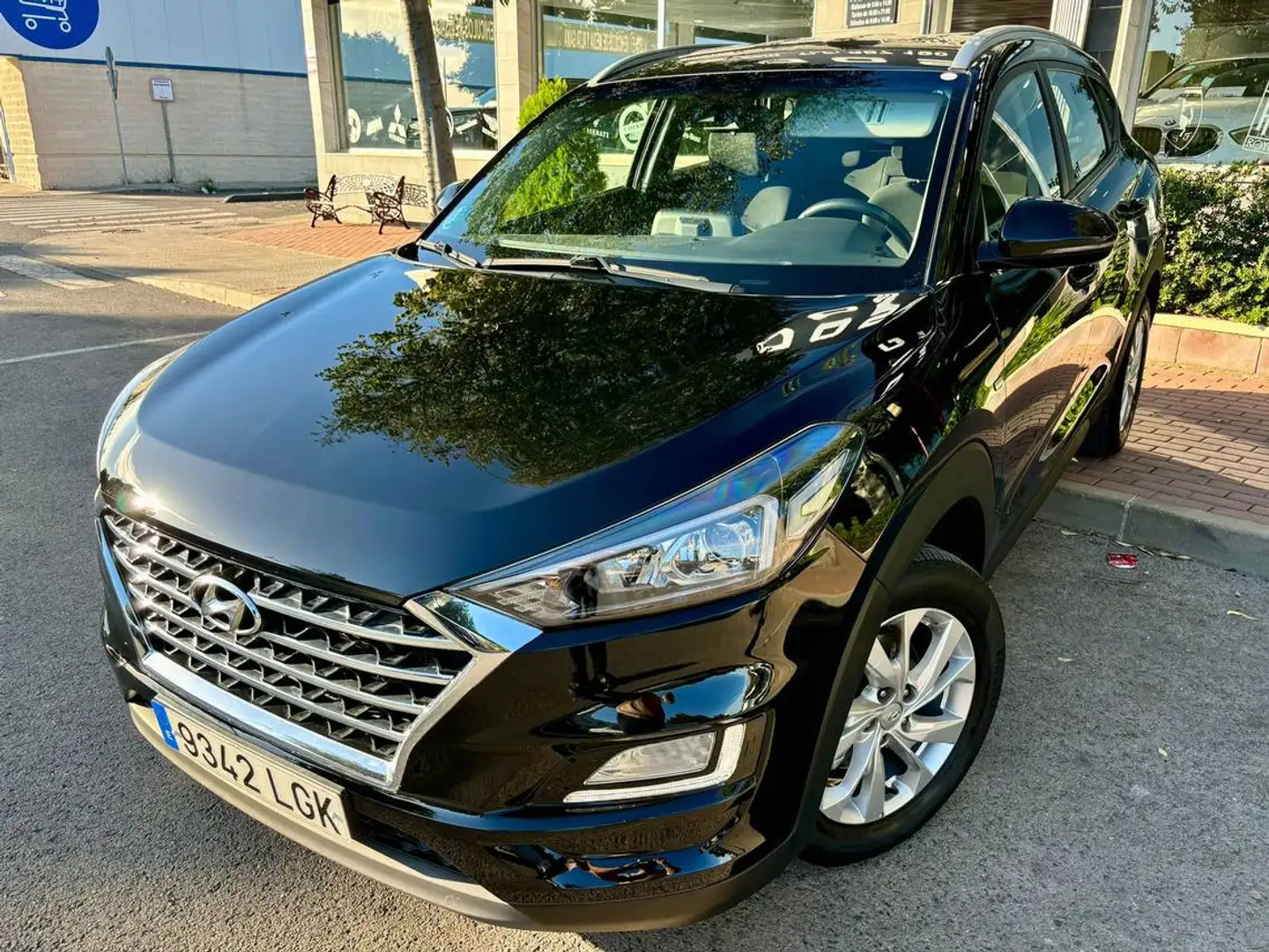 Hyundai TUCSON 1.6CRDI 48V SLE 4x2 Negro - 2