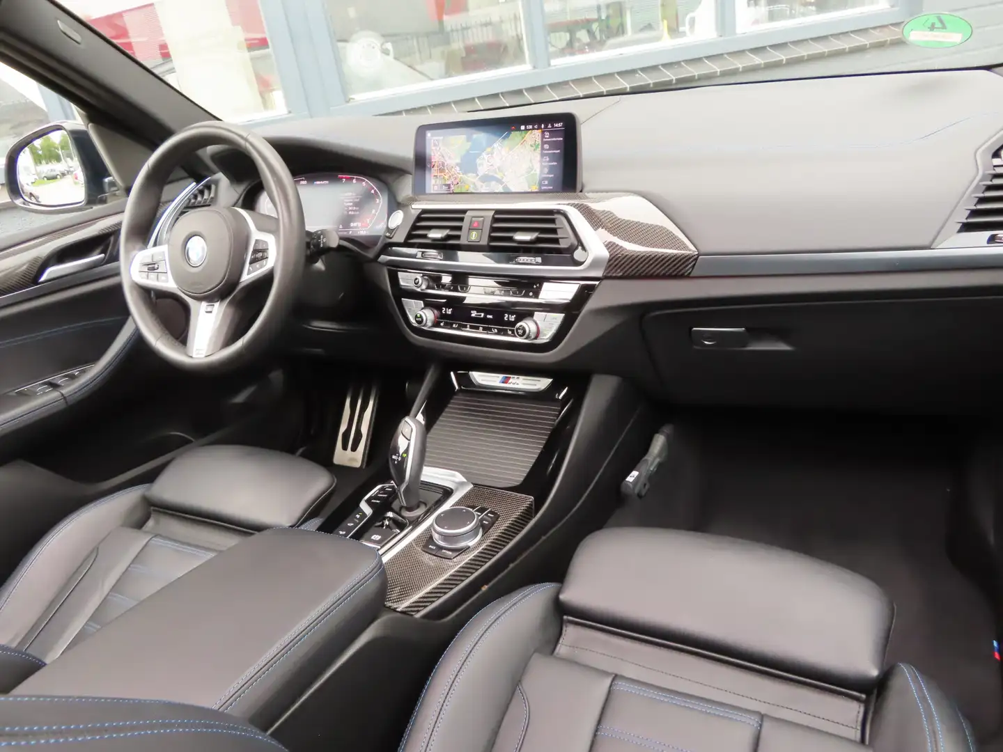 BMW X3 M40i xDrive High Executive | pano dak | trekhaak | Zwart - 2