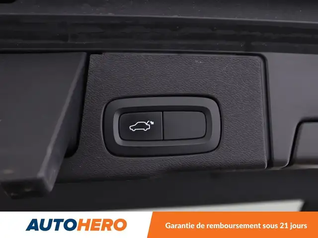 Volvo XC60 view 19