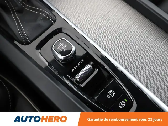 Volvo XC60 view 29