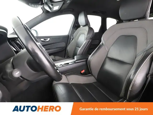 Volvo XC60 view 10