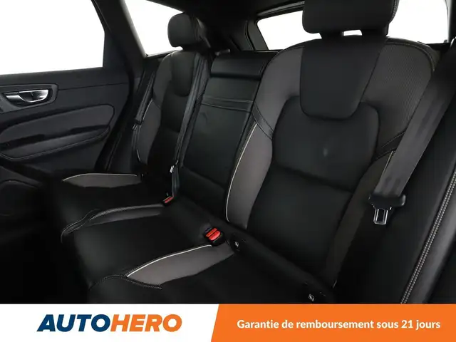 Volvo XC60 view 14