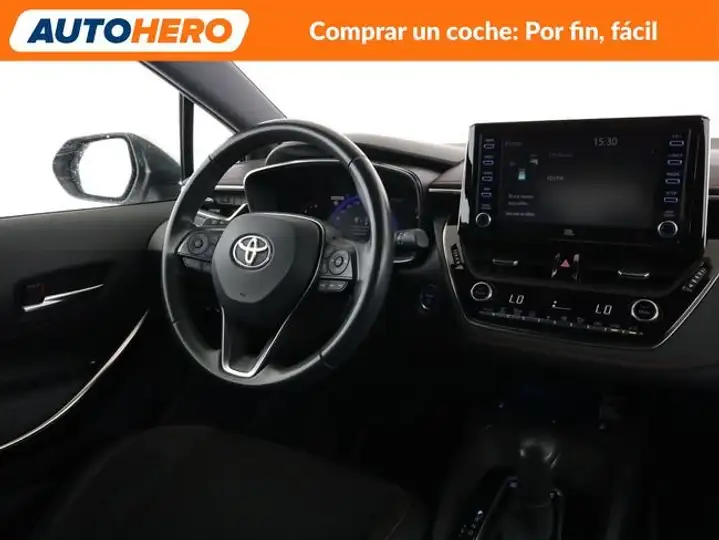 Toyota Auris 2019, foto 14