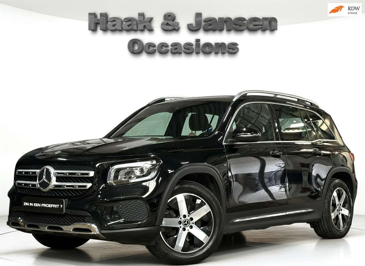 Mercedes-Benz GLB 200