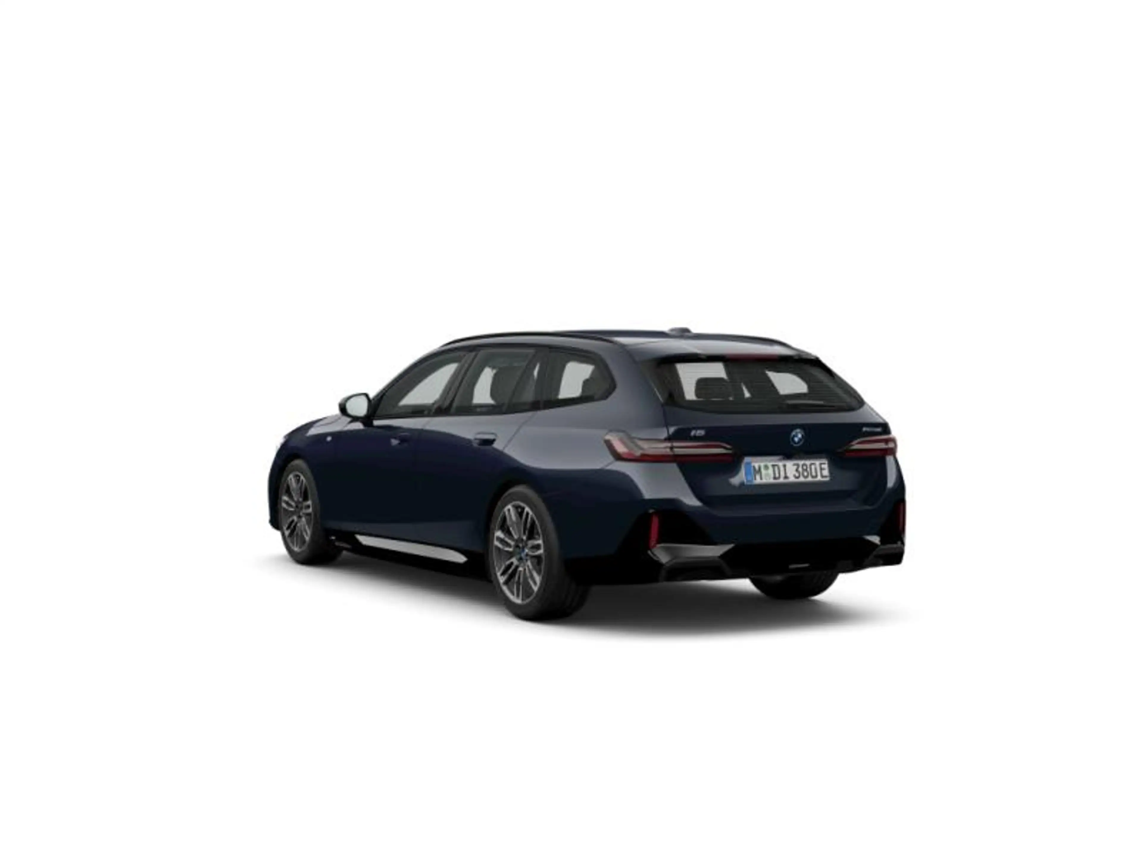 BMW i5 Touring — photo 5