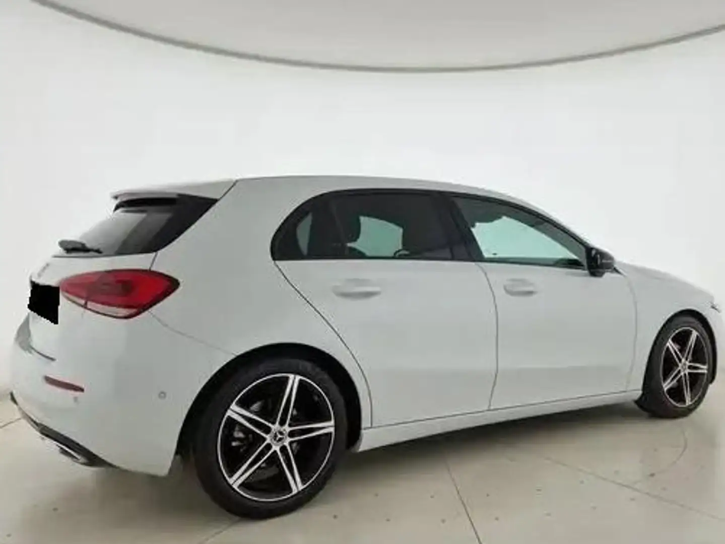 Mercedes-Benz A 180 A 180 Sport Night edition auto Bianco - 2