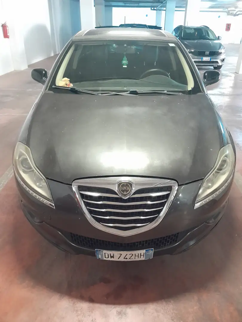 Lancia Delta Delta III 2008 2.0 mjt Platino 165cv dpf Grigio - 1