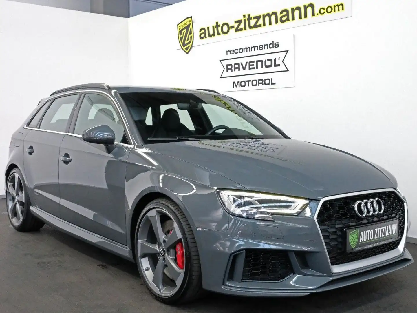 Audi RS3 *B&O*280KM/H*MATRIX*SPORTABGAS*RS-SPORTSITZE Grau - 1