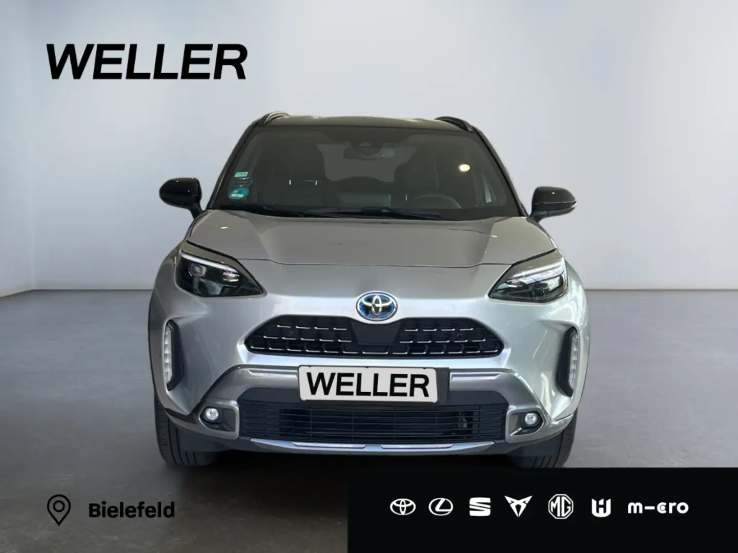 Toyota Yaris Cross Hybrid 1.5 AWD-i Adventure *AHK*JBL*Navi* Argent - 2
