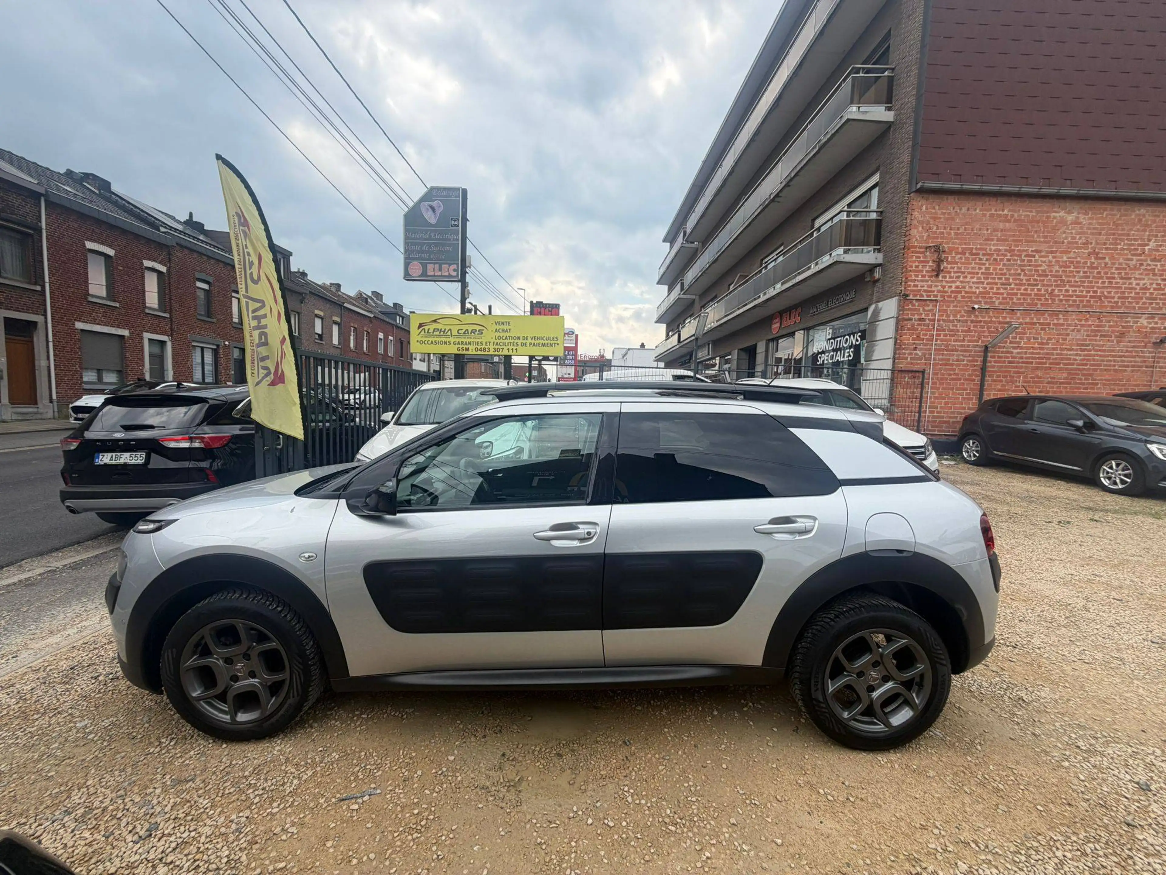 Citroen C4 Cactus C4 Cactus 1.6 e-HDi*GPS*GARANTIE — photo 9