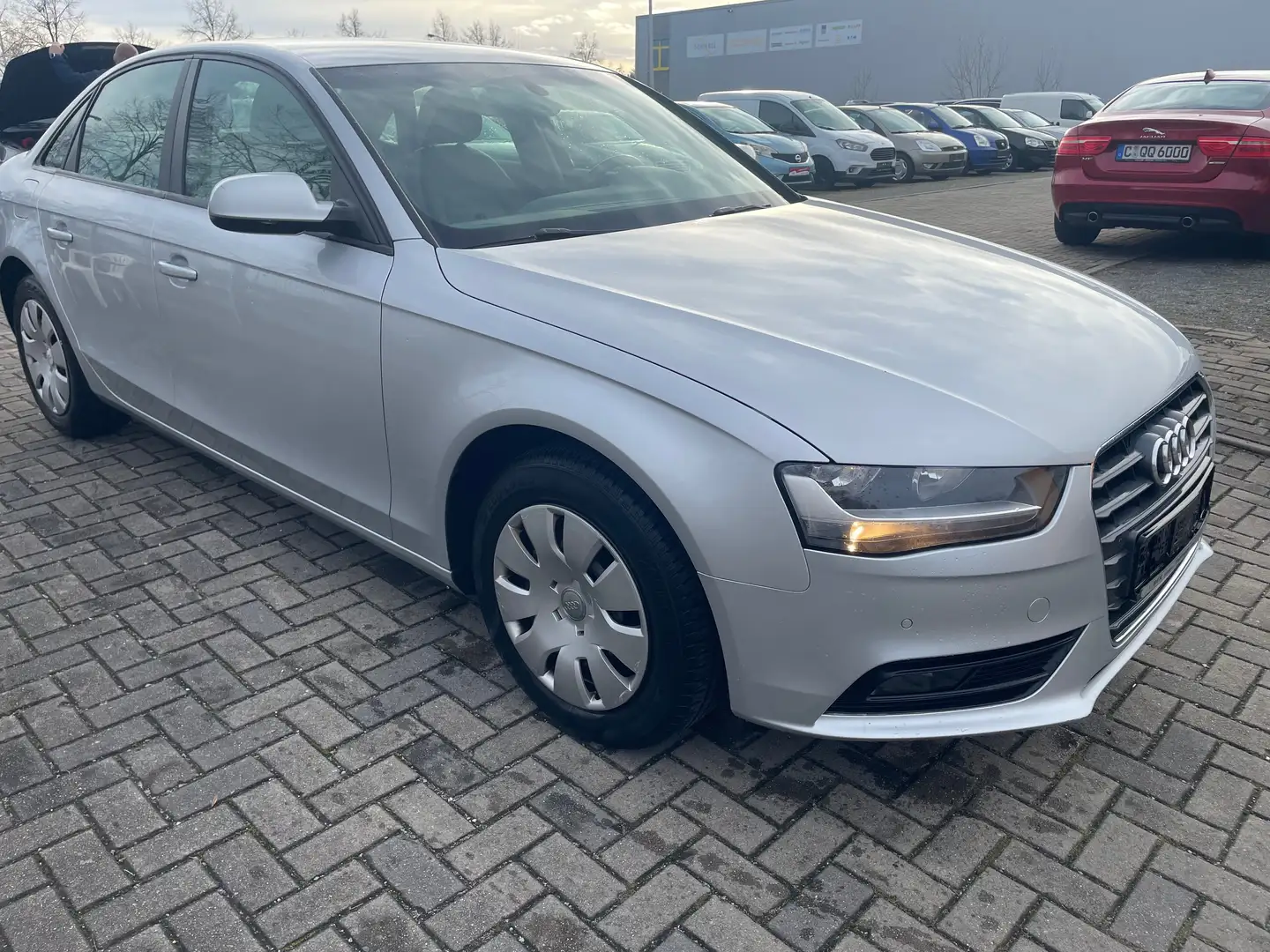 Audi A4 Attraction Klima Navi Gri - 2