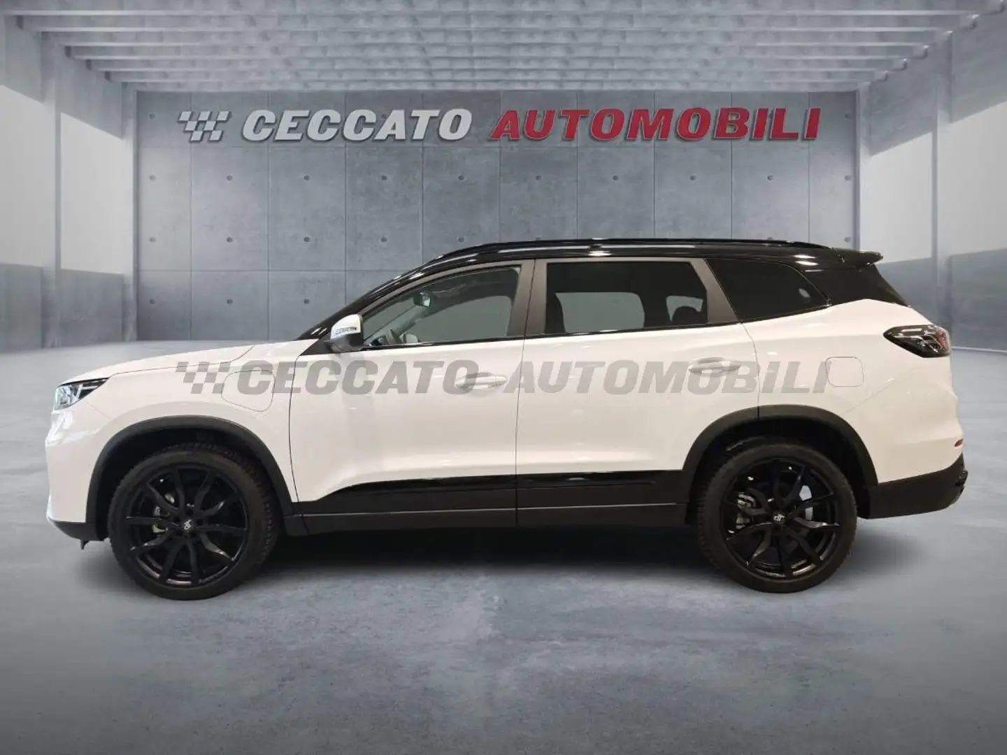 DR Automobiles DR7.0 DR 7.0 PHEV 7 POSTI 317CV Bianco - 2