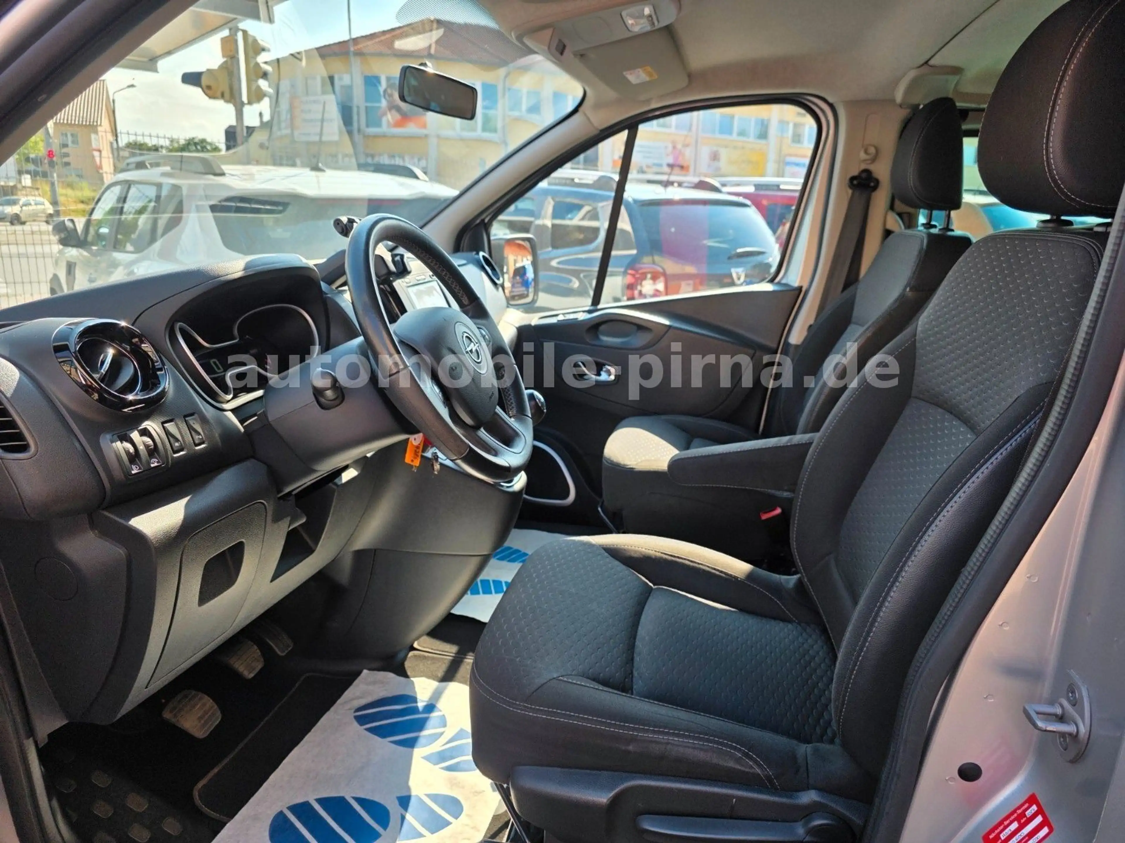 Opel Vivaro B Combi+L1H1 (8-Si.) 2xKLIMA/NAVI/PDC/DAB — photo 10