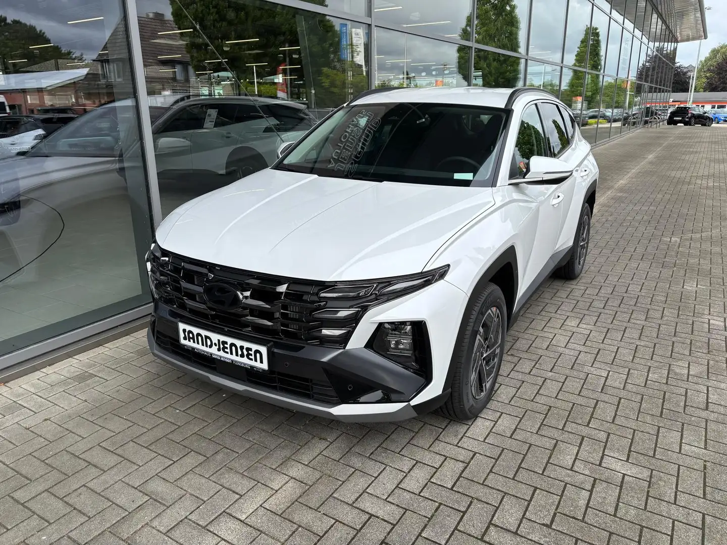 Hyundai TUCSON T-GDi 160 2WD DCT MHEV Essential ASCC Bianco - 1