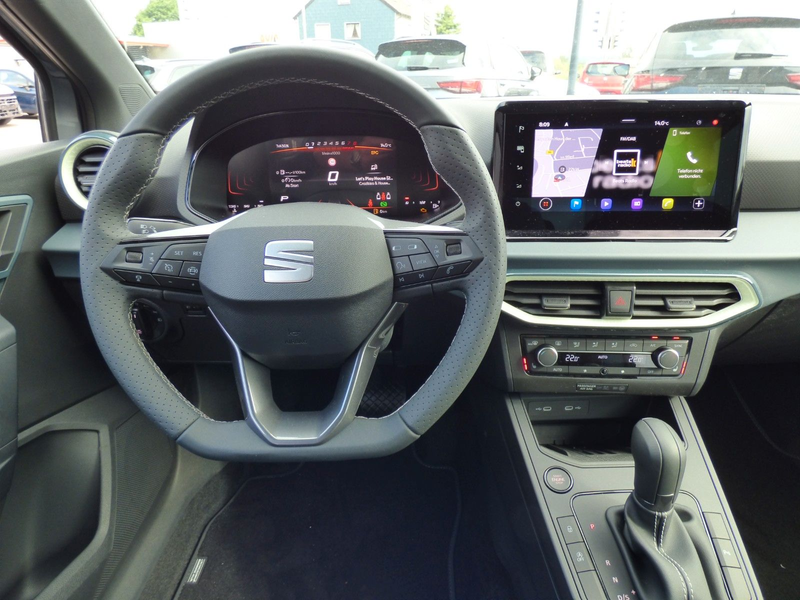 SEAT Ibiza 1.0 TSI Style KESSY NAVI ACC PDC — photo 10
