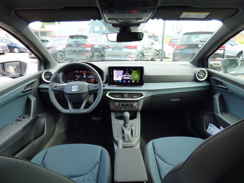 SEAT Ibiza 1.0 TSI Style KESSY NAVI ACC PDC — photo 2