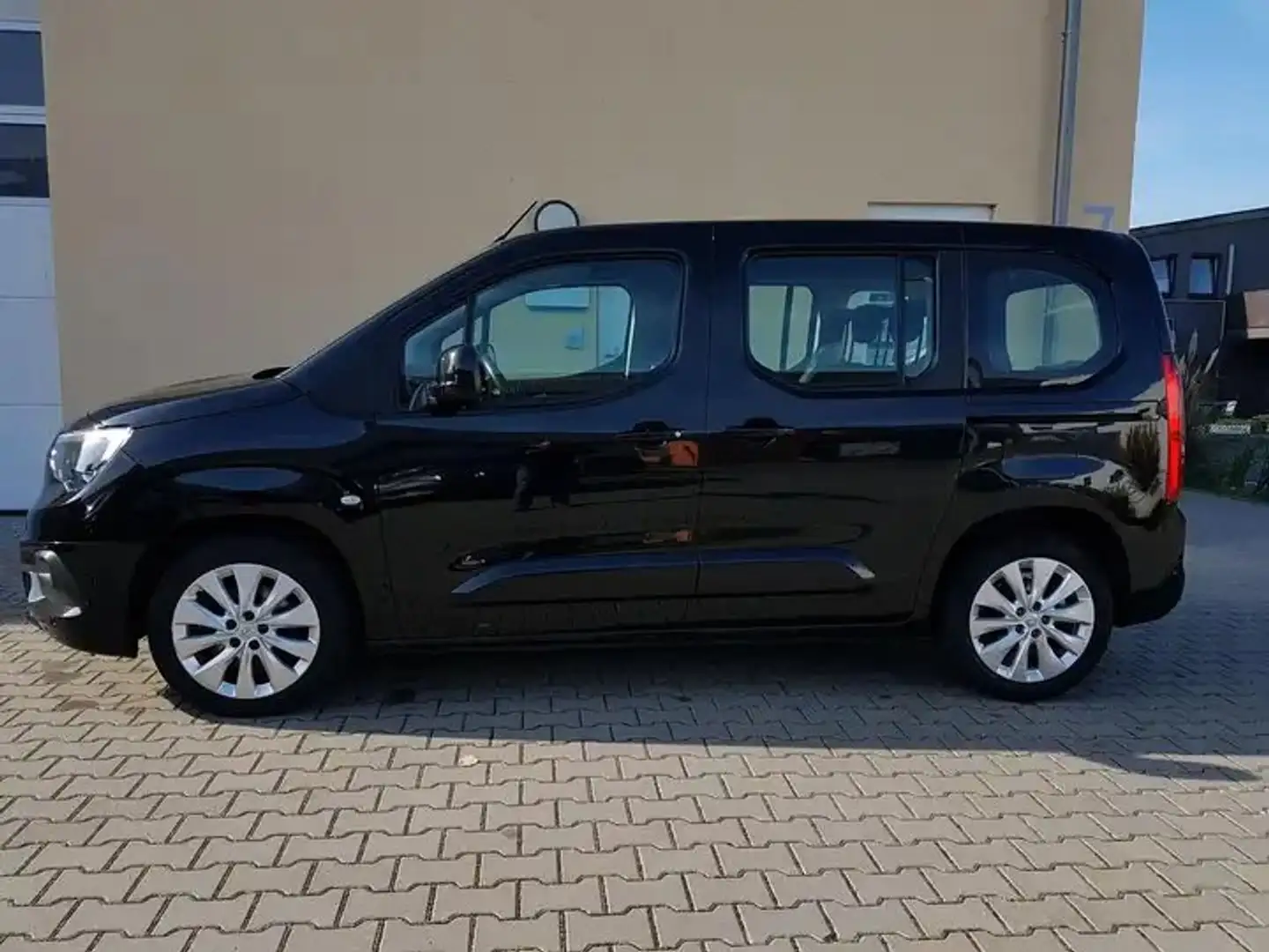 Opel Combo Life Combo Life 1.2 Turbo Start/Stop Edition Black - 1