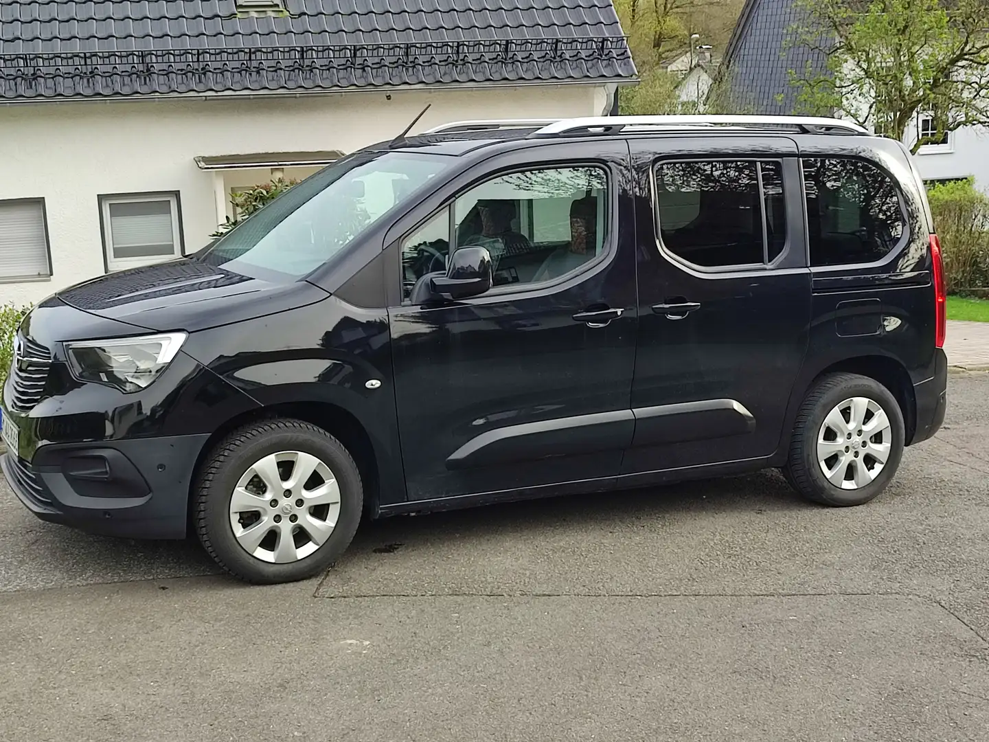 Opel Combo Life Combo Life 1.2 Turbo Start/Stop Edition Black - 2