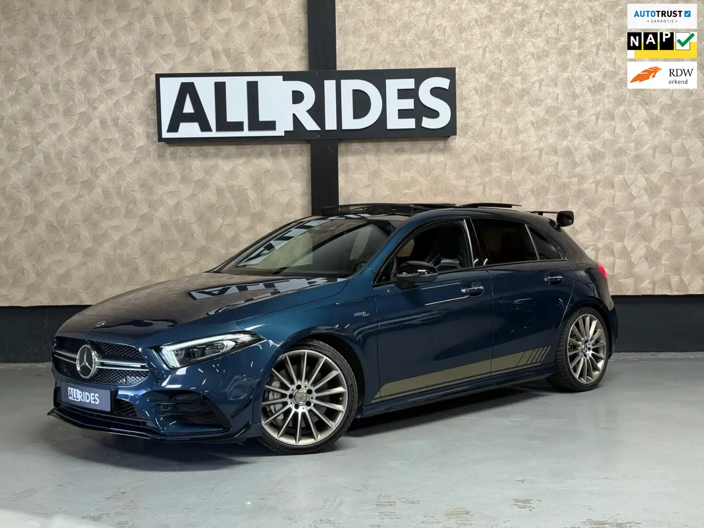 Mercedes-Benz A 35 AMG 4MATIC Edition One | Pano | Standkachel | Keyless Bleu - 1
