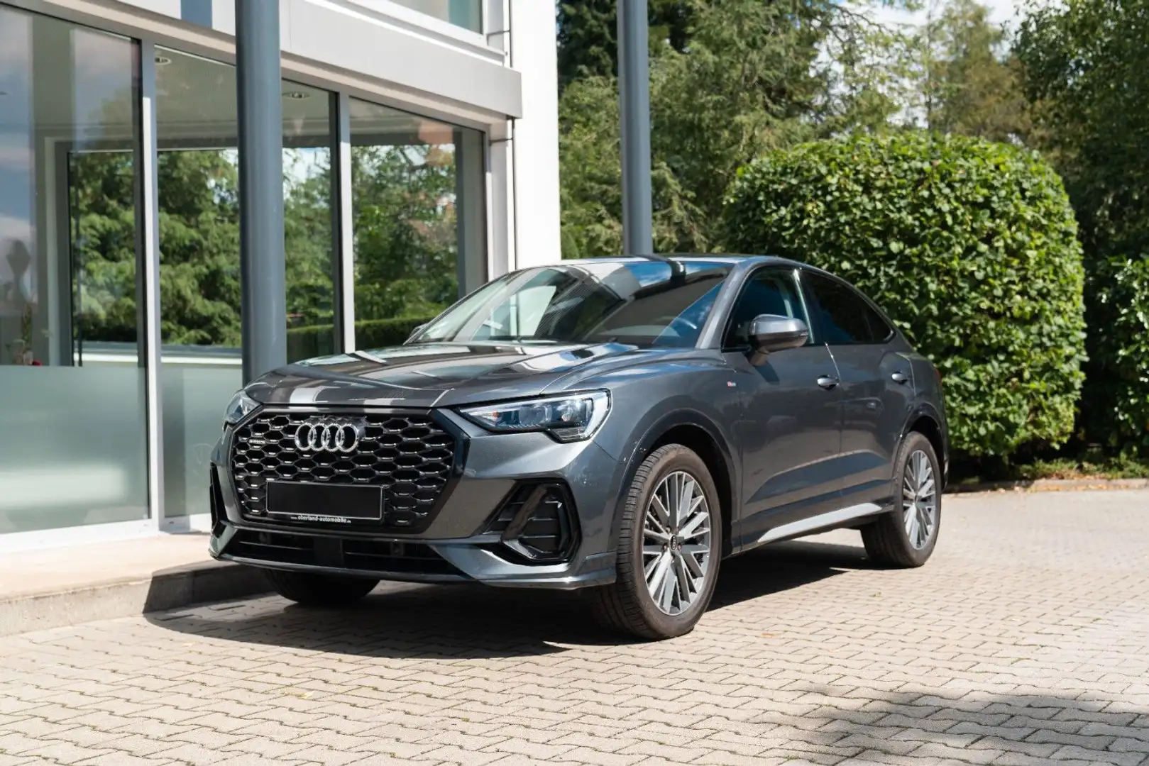 Audi Q3 Sportback 45TFSI quattro S-LINE/ Grey - 1