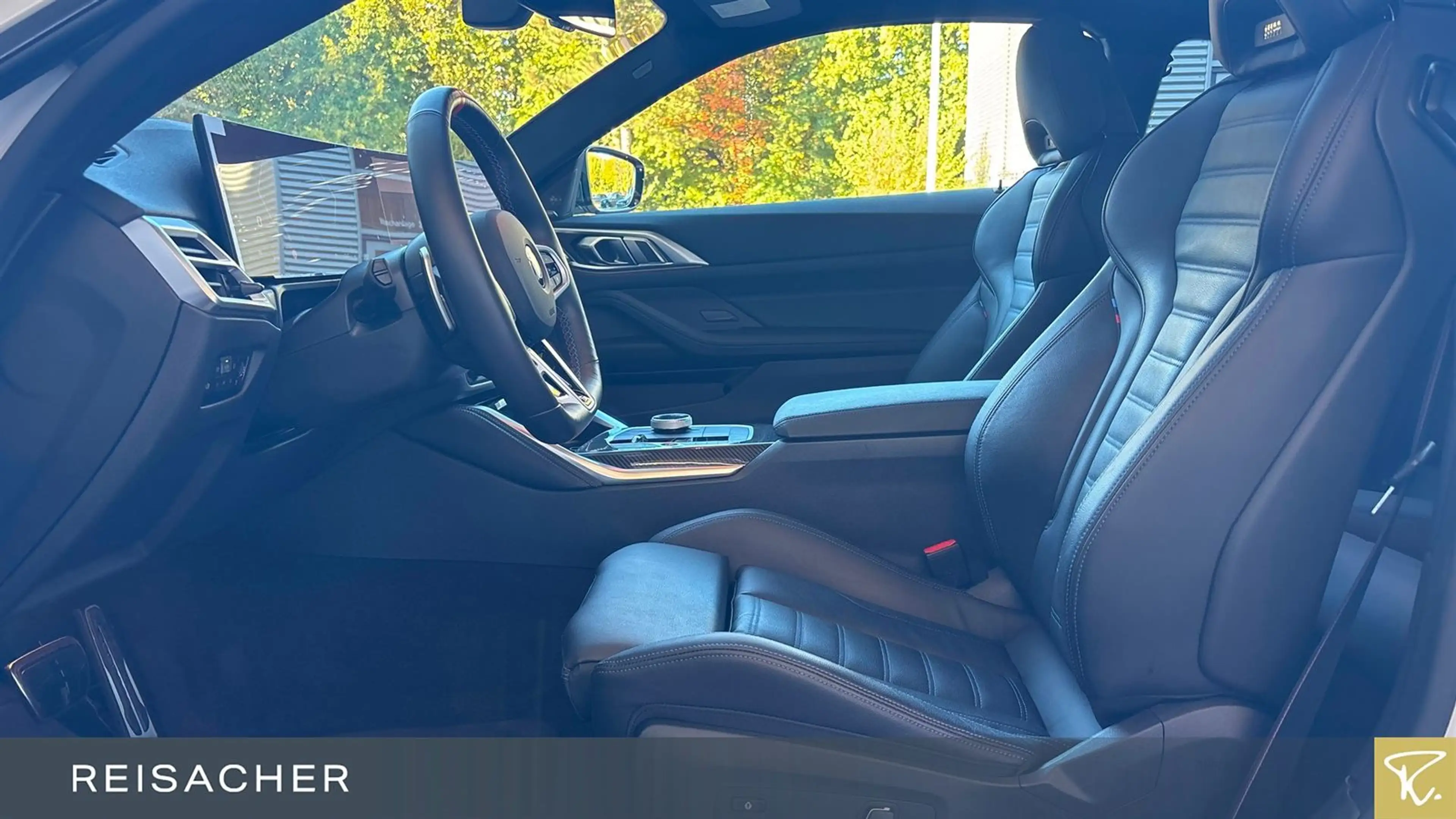 BMW M4 i A xDrive Coupé M-Sport PRO,GSD,AHK,DAProf, — photo 4