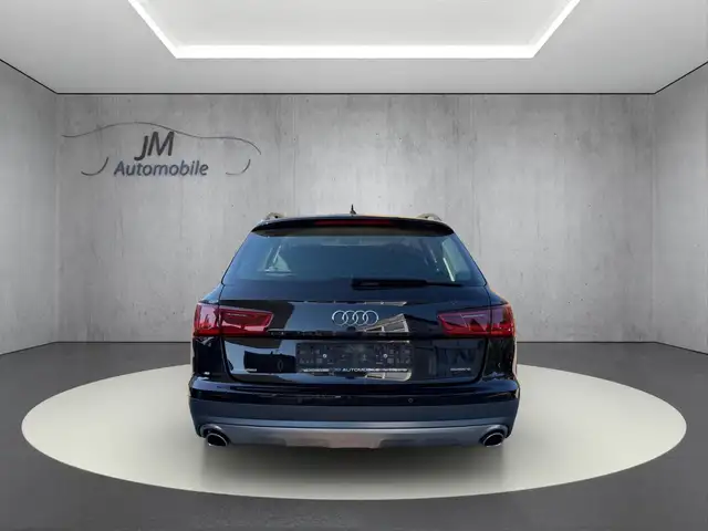Audi A6 view 6