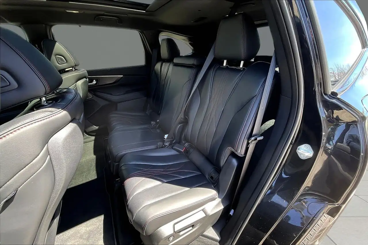 Acura MDX снимка Acura MDX