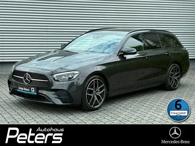 Mercedes-Benz E 220 E 220d T AMG Night/AHK/Distronic/LED/360° Autom.