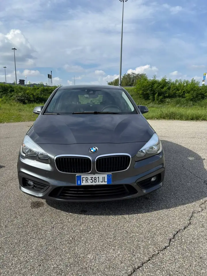 BMW 218