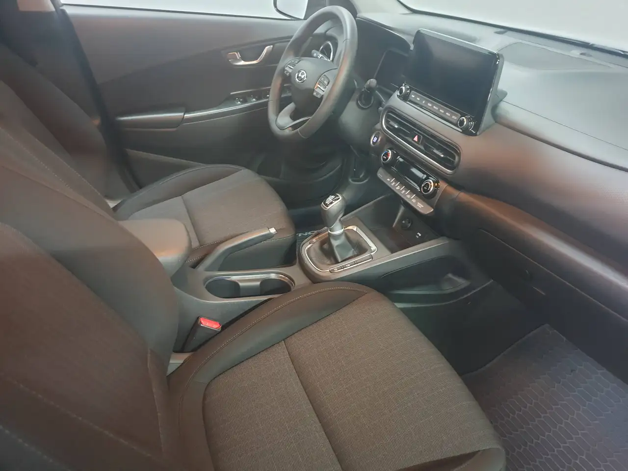 Hyundai Kona 1.0 T-GDi Twist Techno GPF (EU6d-TEMP), миниатюра 13