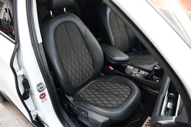 BMW X1 view 14