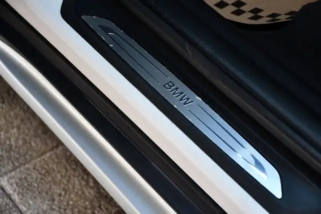 BMW X1 view 10