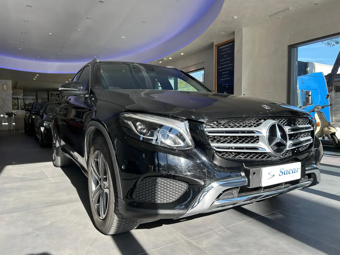 Mercedes-Benz GLC 220 GLC 220 d Sport 4matic auto Nero - 2