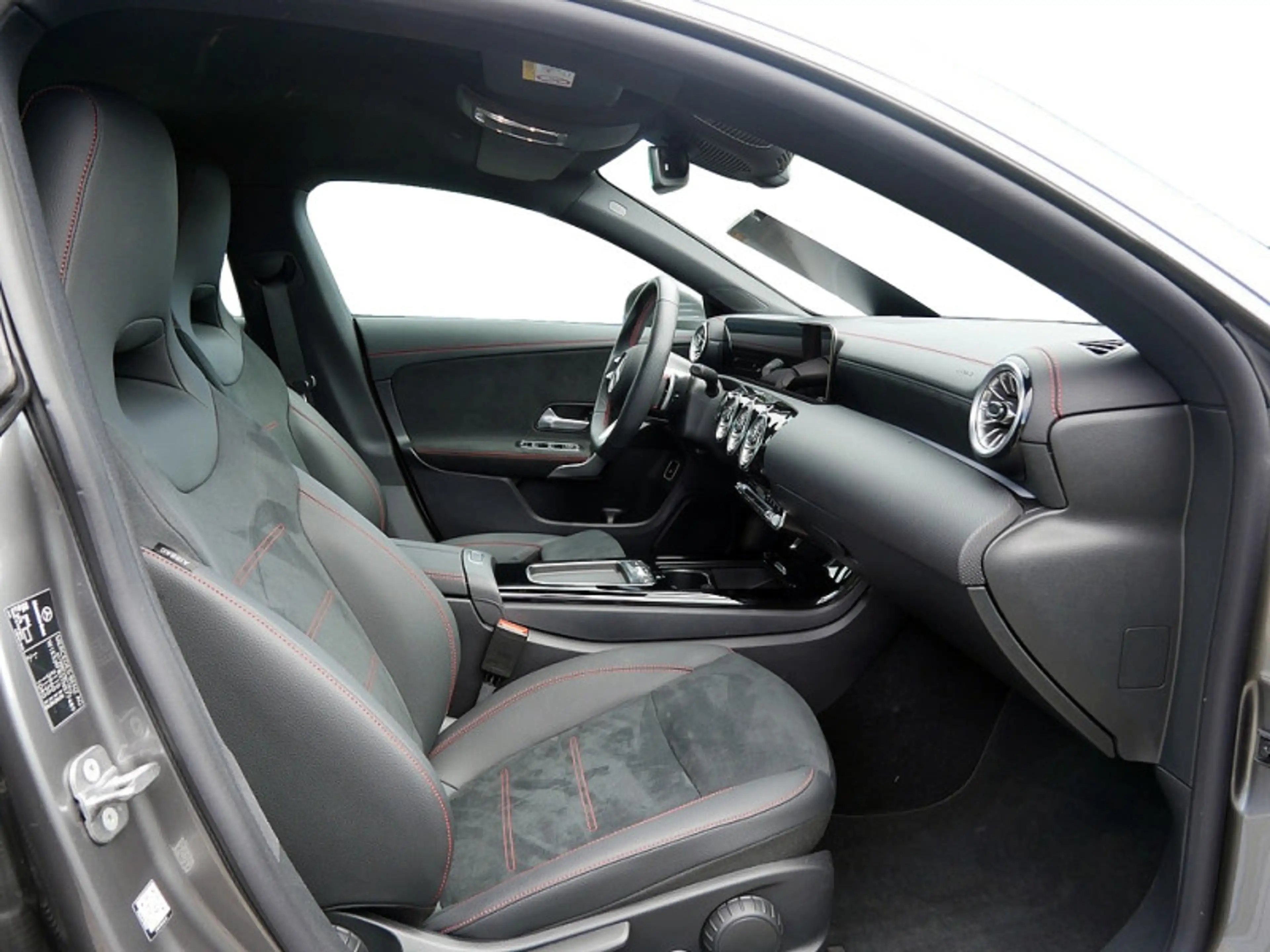 Mercedes-Benz CLA 220 4M Coupé , AMG MULTI 360 DISTR KAMERA — photo 7