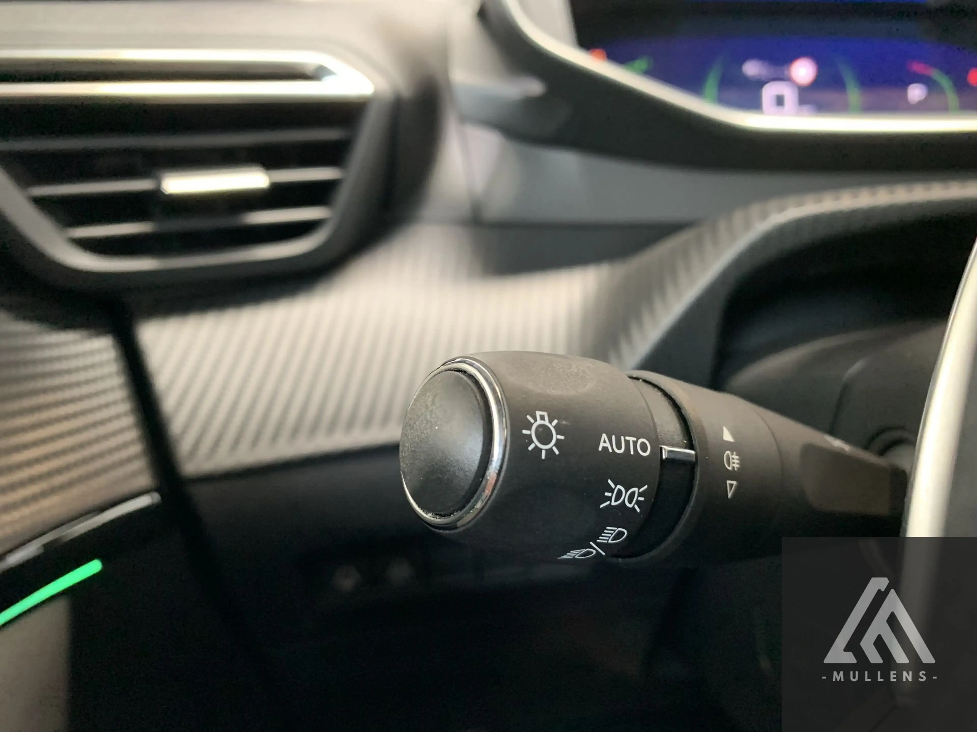 Peugeot 208 S&S GT EAT8 + Panorama dak — photo 14