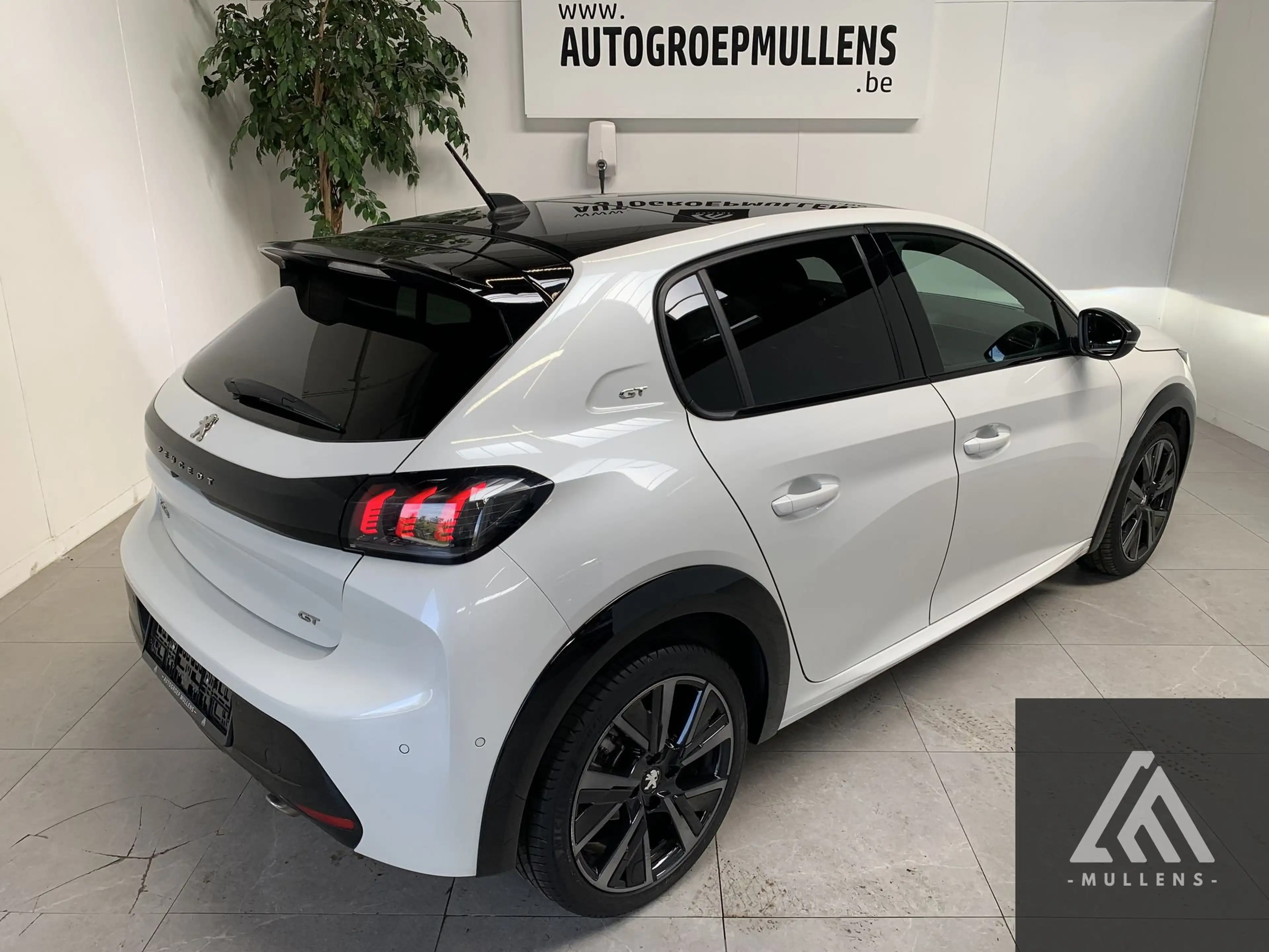 Peugeot 208 S&S GT EAT8 + Panorama dak — photo 5