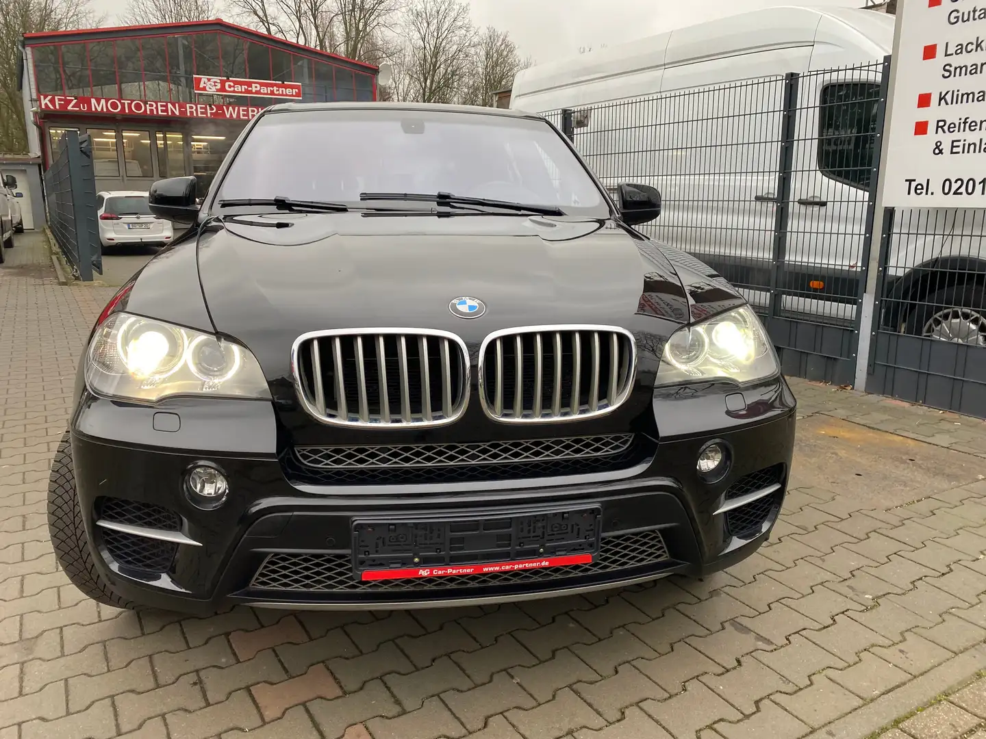BMW X5 BMW X5 50i * INDIVIDUAL & SPORT-PAKET * 19ZOLL Negro - 2