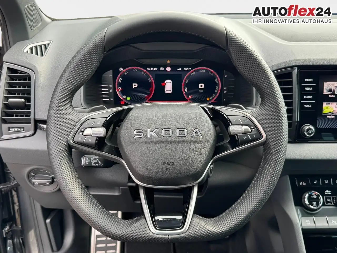 Skoda Karoq Sportline 2,0 TSI 4x4 DSG 2ZKlimaautomatik Cant..., миниатюра 13