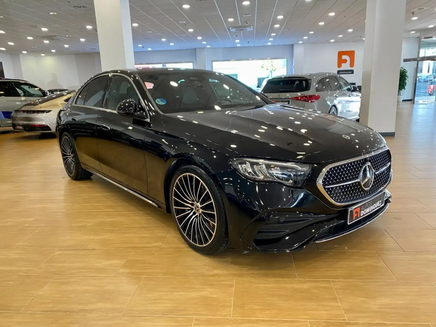 Mercedes-Benz E 220 220d 9G-Tronic - 2