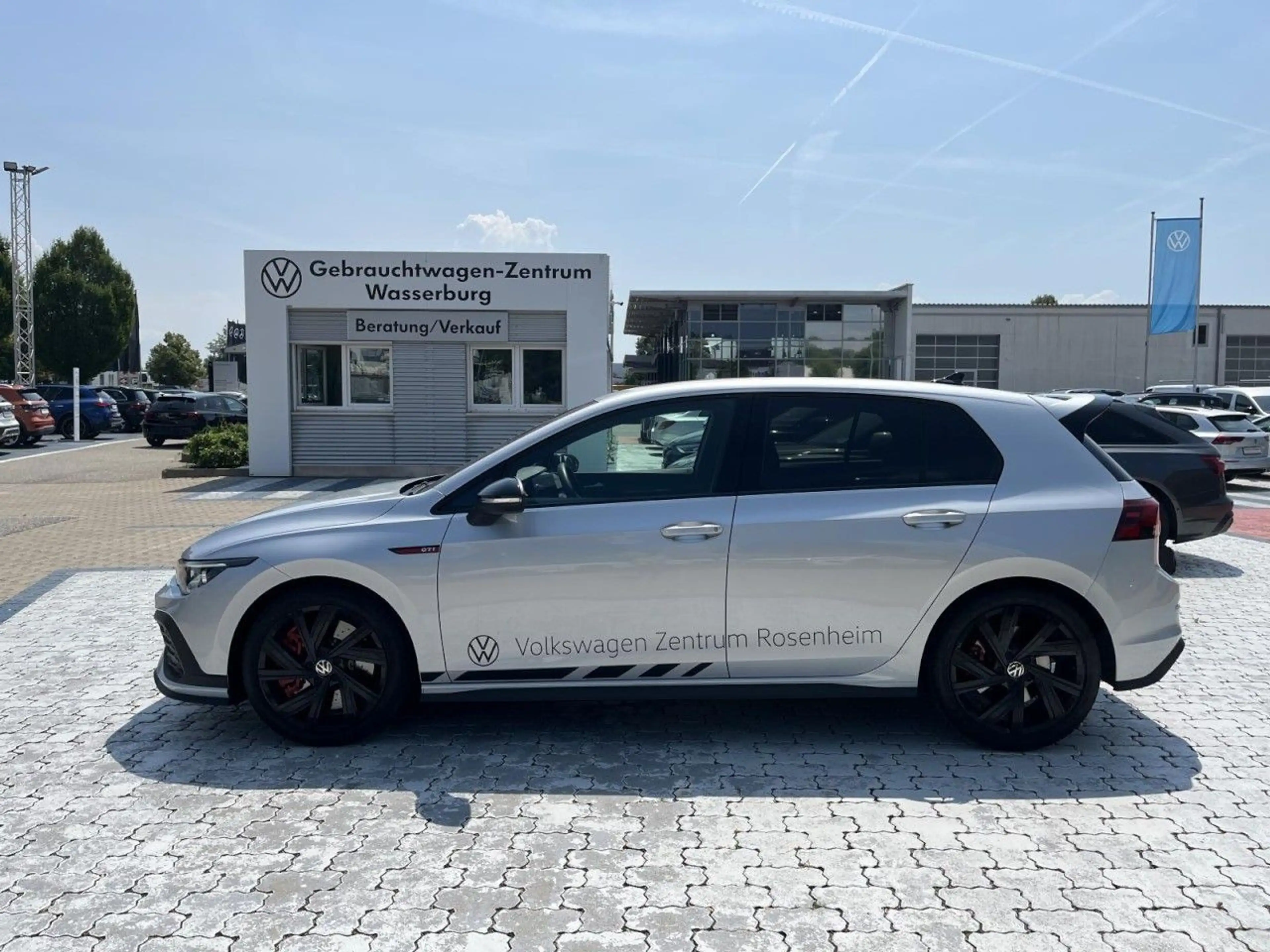 Volkswagen Golf GTI Golf VIII 2.0 l GTI Clubsport (Black Style+Navi+ — photo 4
