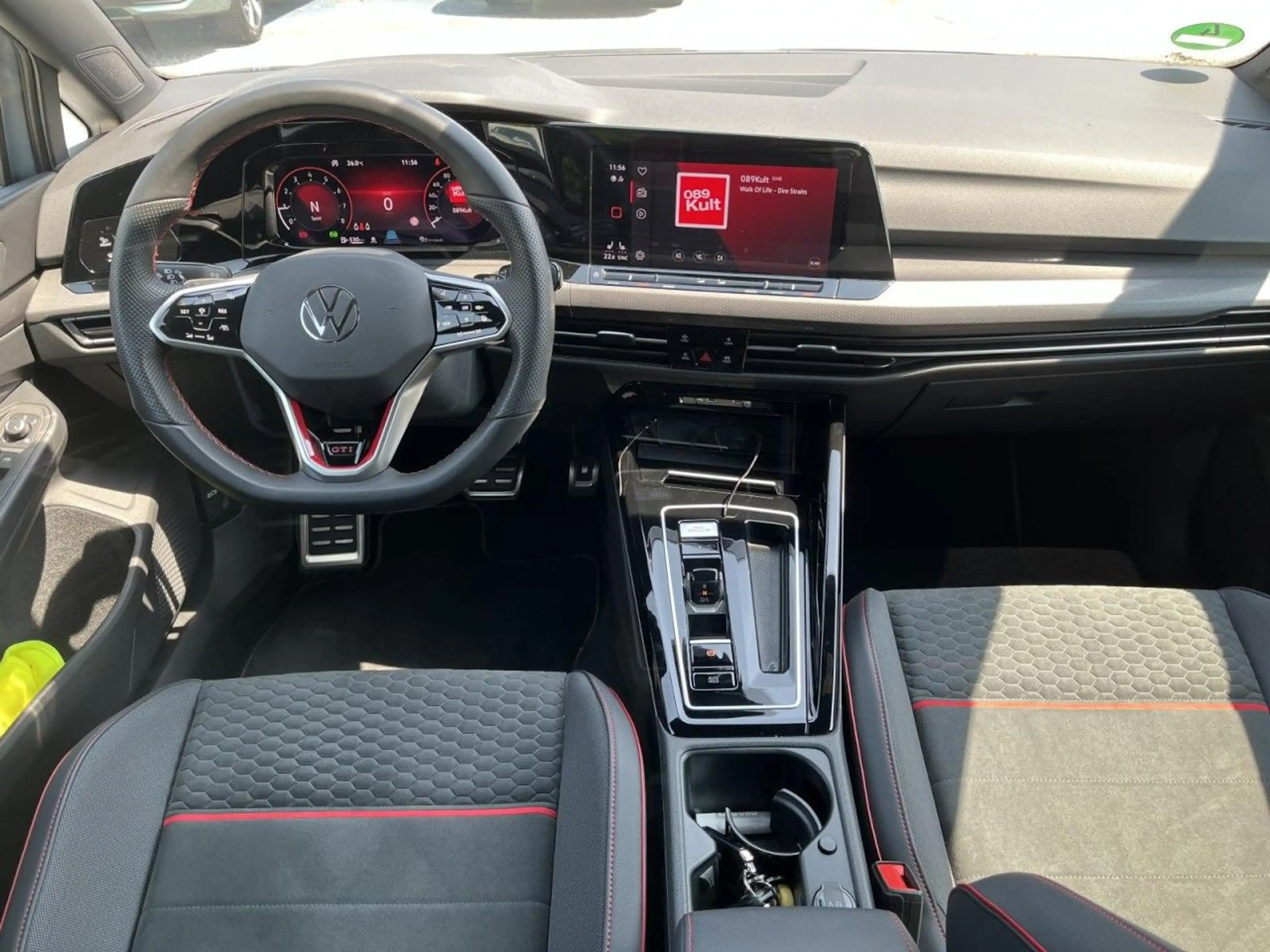 Volkswagen Golf GTI Golf VIII 2.0 l GTI Clubsport (Black Style+Navi+ — photo 14