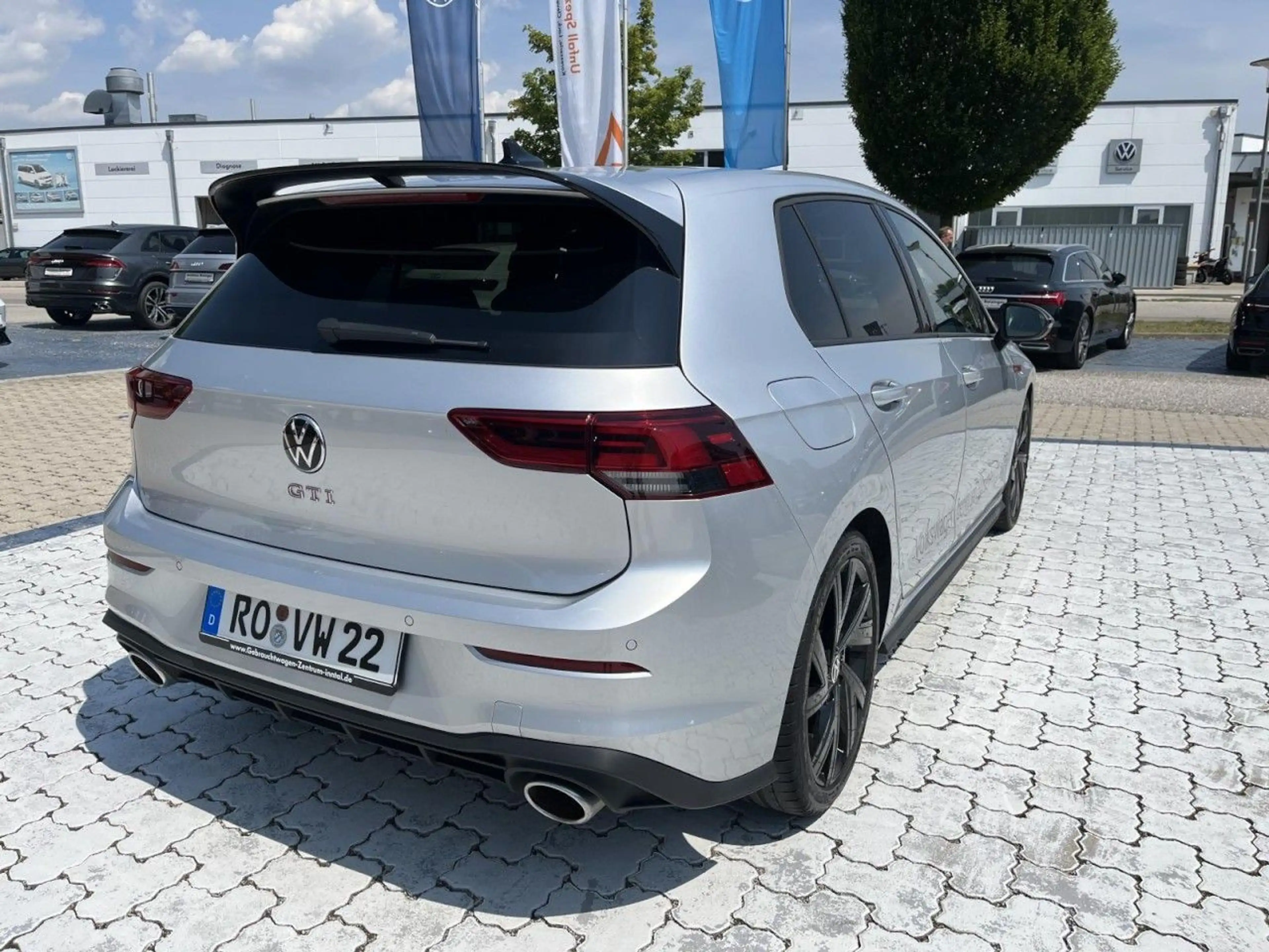 Volkswagen Golf GTI Golf VIII 2.0 l GTI Clubsport (Black Style+Navi+ — photo 3