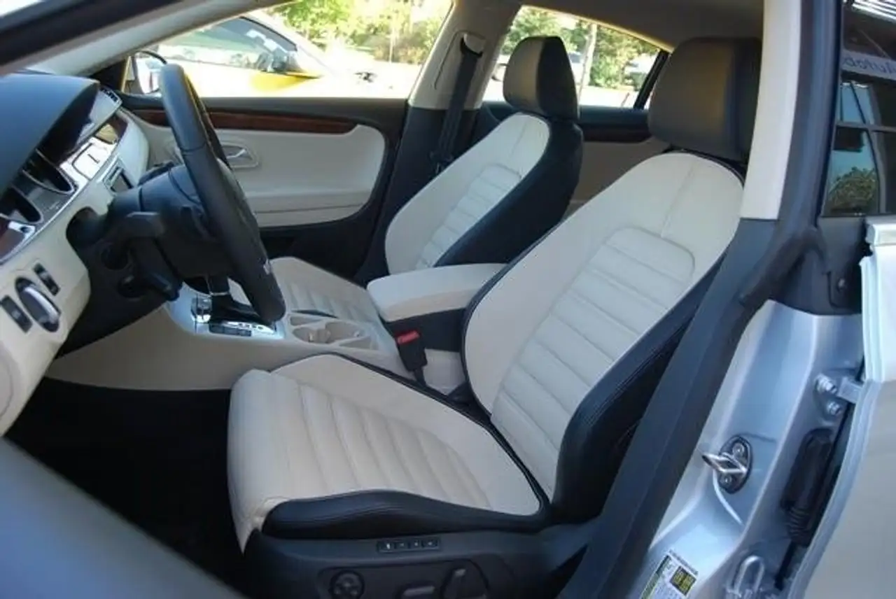 Volkswagen Passat CC снимка Volkswagen Passat CC