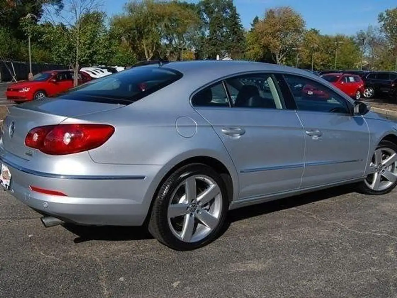 Volkswagen Passat CC снимка Volkswagen Passat CC